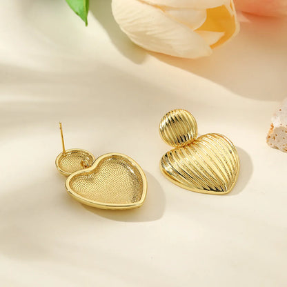 1 Pair Retro Heart Shape Plating Copper Drop Earrings