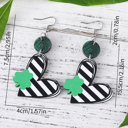 1 Pair Retro Heart Shape Printing Wood Drop Earrings