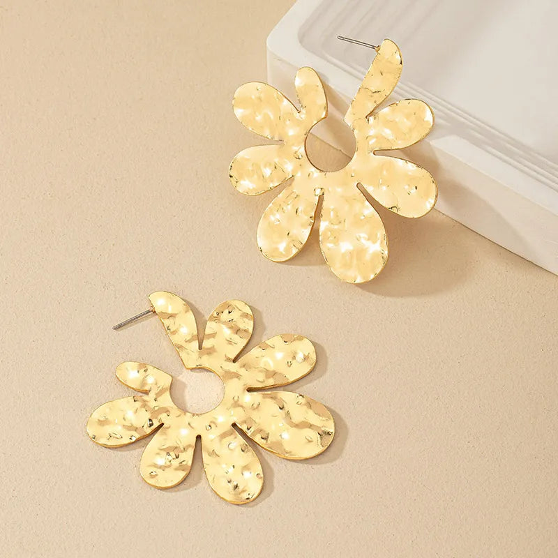 1 Pair Retro Lady Flower Plating Alloy 14k Gold Plated Ear Studs