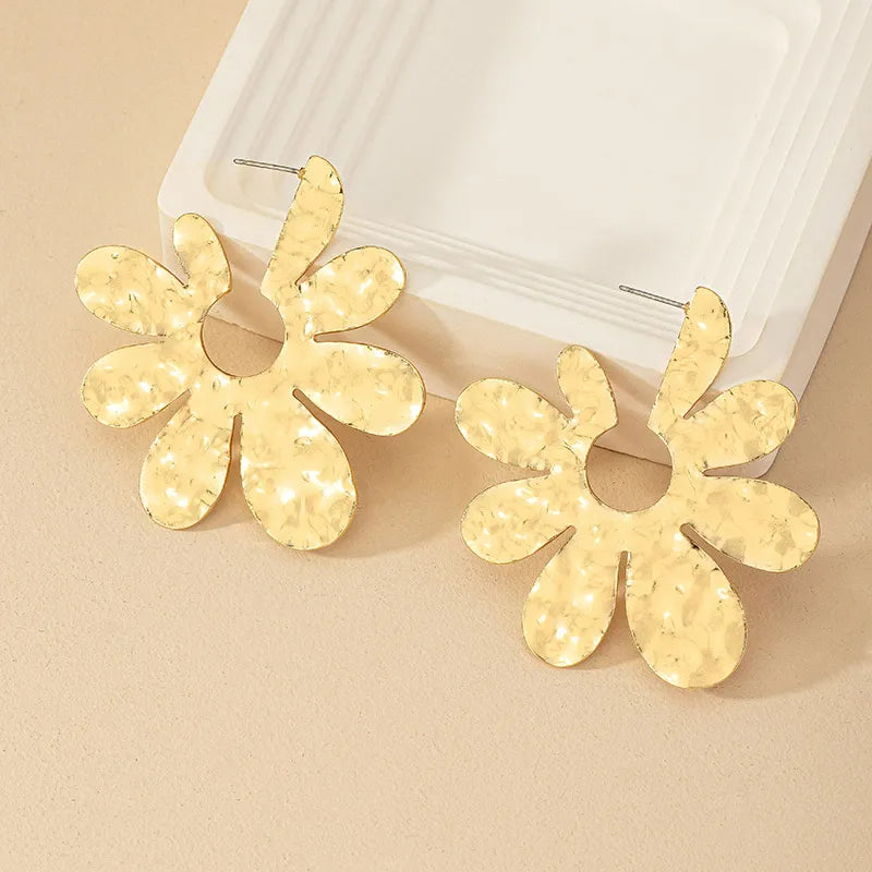 1 Pair Retro Lady Flower Plating Alloy 14k Gold Plated Ear Studs