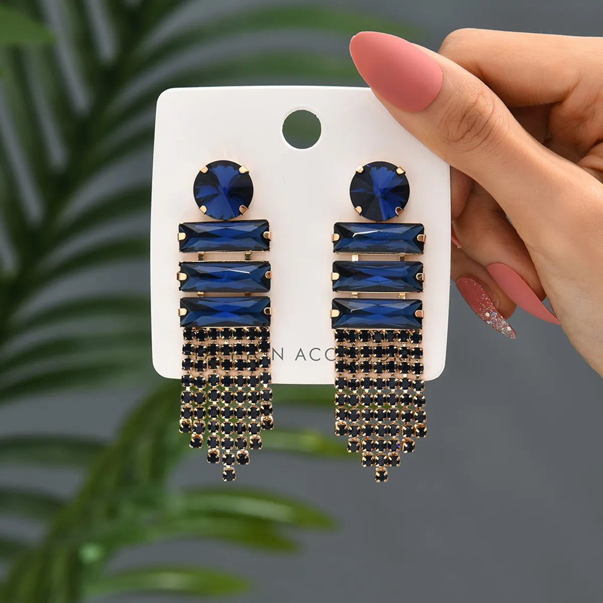 1 Pair Retro Lady Romantic Geometric Inlay Copper Alloy Glass Drop Earrings