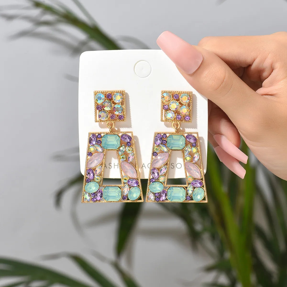 1 Pair Retro Lady Simple Style Trapezoid Plating Alloy Artificial Gemstones Drop Earrings