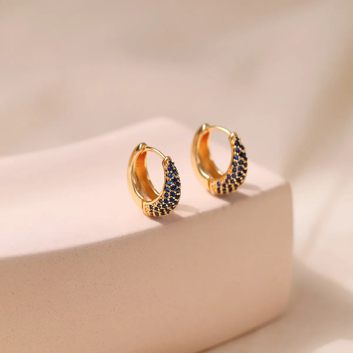 1 Pair Retro Lady U Shape Plating Inlay Brass Zircon 18k Gold Plated Earrings