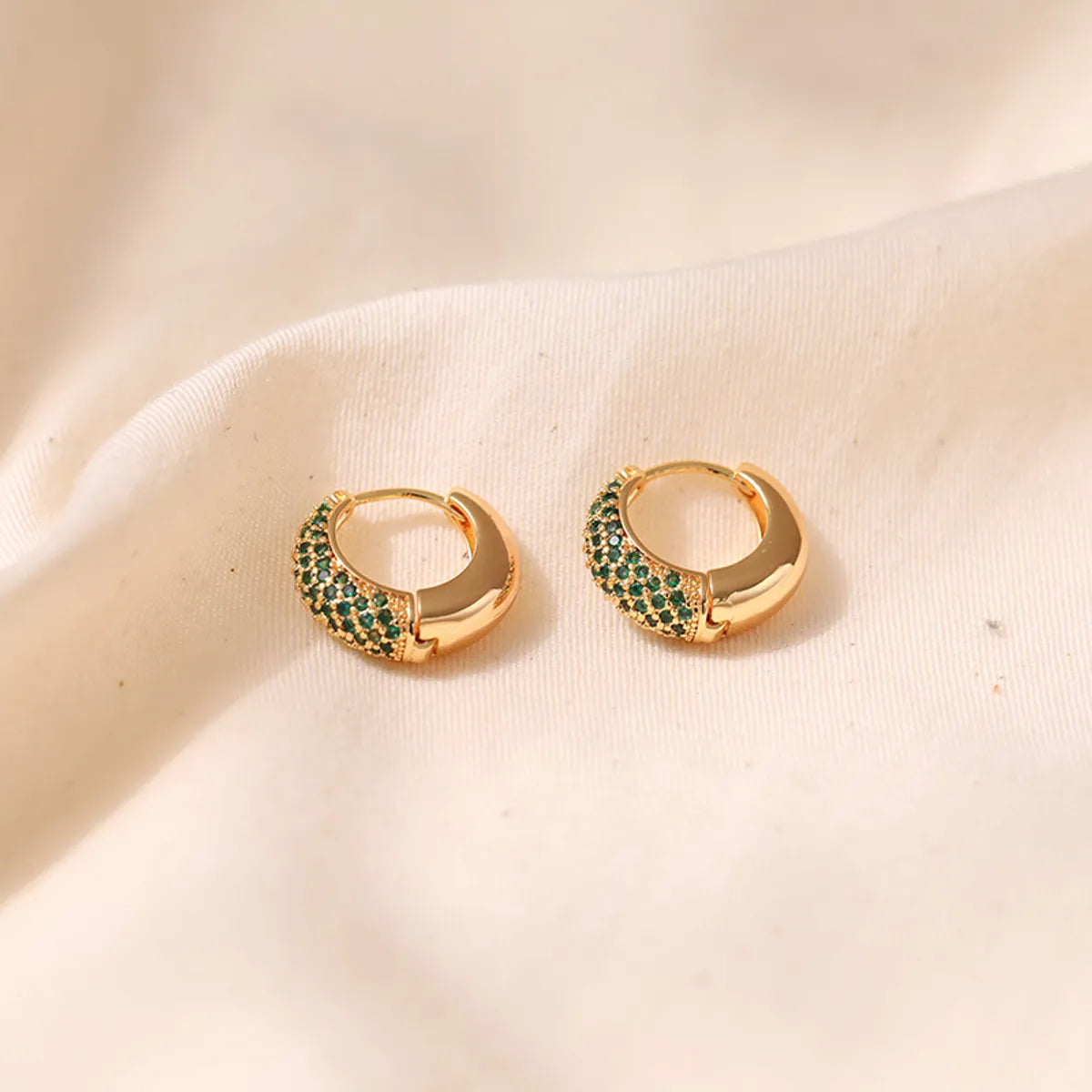 1 Pair Retro Lady U Shape Plating Inlay Brass Zircon 18k Gold Plated Earrings