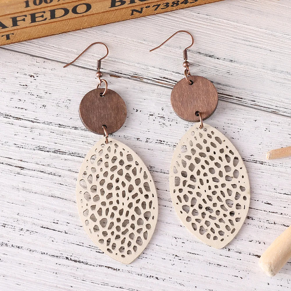 1 Pair Retro Leaves Hollow Out Pu Leather Wood Drop Earrings