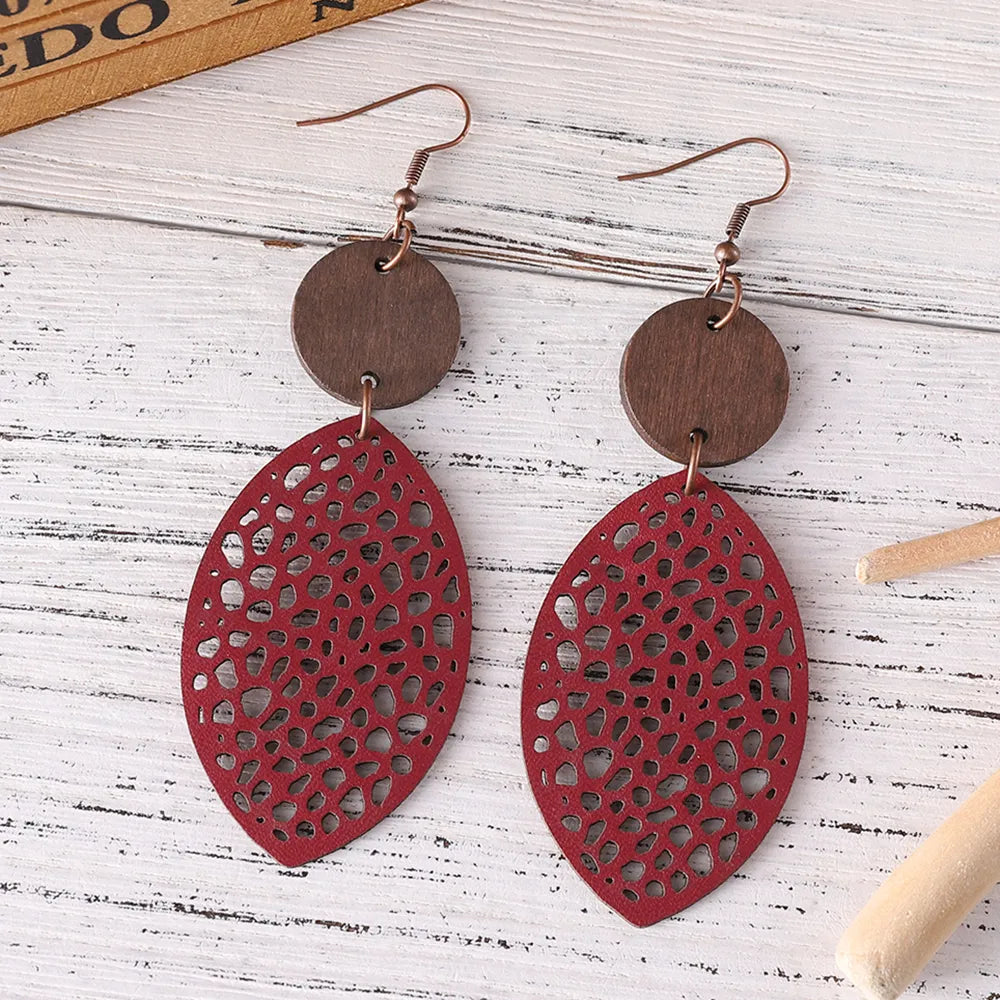 1 Pair Retro Leaves Hollow Out Pu Leather Wood Drop Earrings