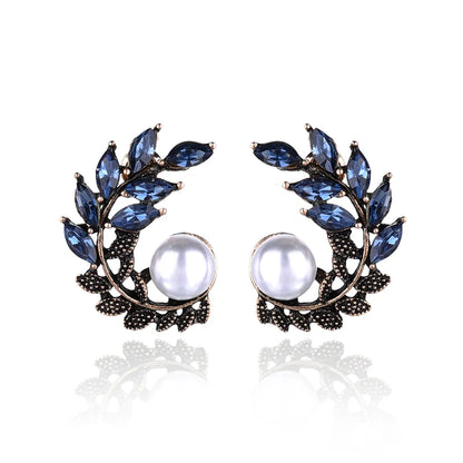 1 Pair Retro Leaves Plating Inlay Alloy Rhinestones Gold Plated Ear Studs