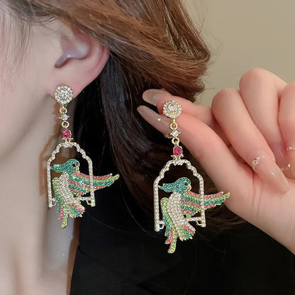 1 Pair Retro Modern Style Parrot Inlay Alloy Rhinestones Drop Earrings