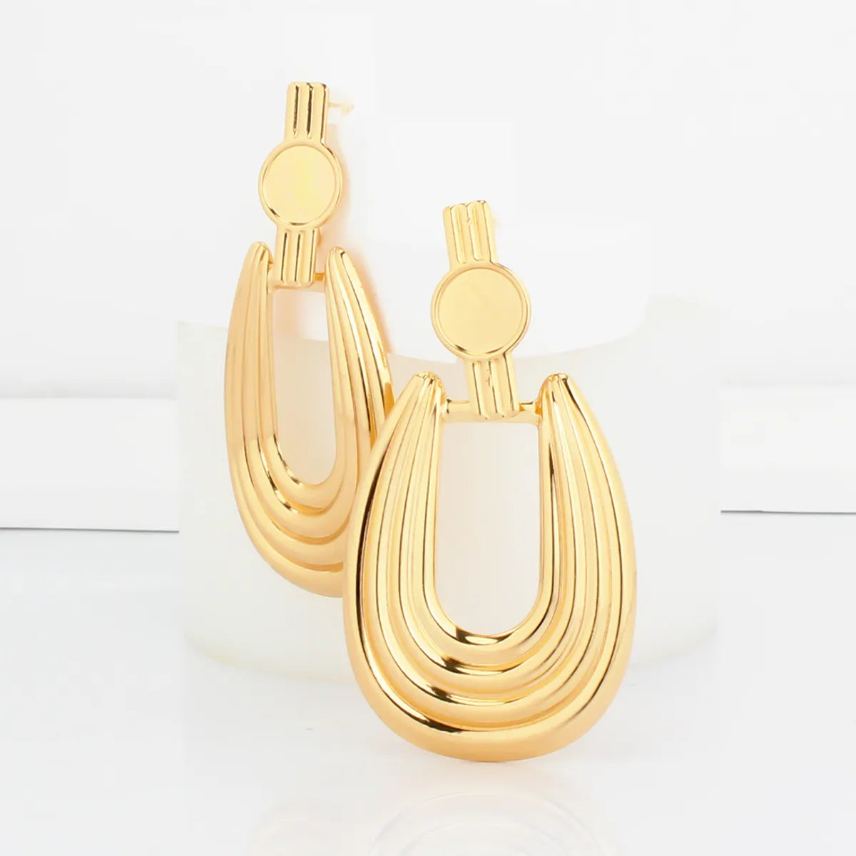 1 Pair Retro Round Plating Inlay Iron Pearl Drop Earrings