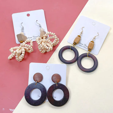 1 Pair Retro Round Water Droplets Hollow Out Wood Drop Earrings