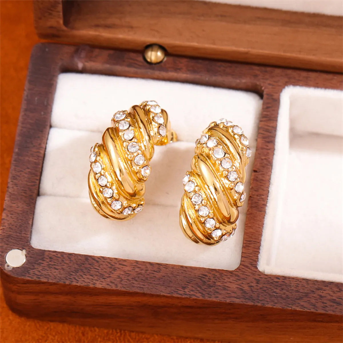 1 Pair Retro Simple Style C Shape Twist Plating Inlay Stainless Steel Zircon 18k Gold Plated Ear Studs