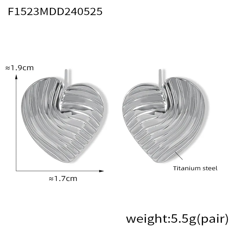 1 Pair Retro Simple Style Heart Shape 304 Stainless Steel 18K Gold Plated Ear Studs