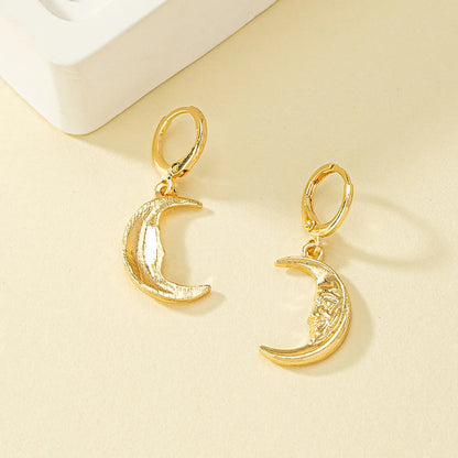 1 Pair Retro Simple Style Moon Plating Alloy Gold Plated Drop Earrings