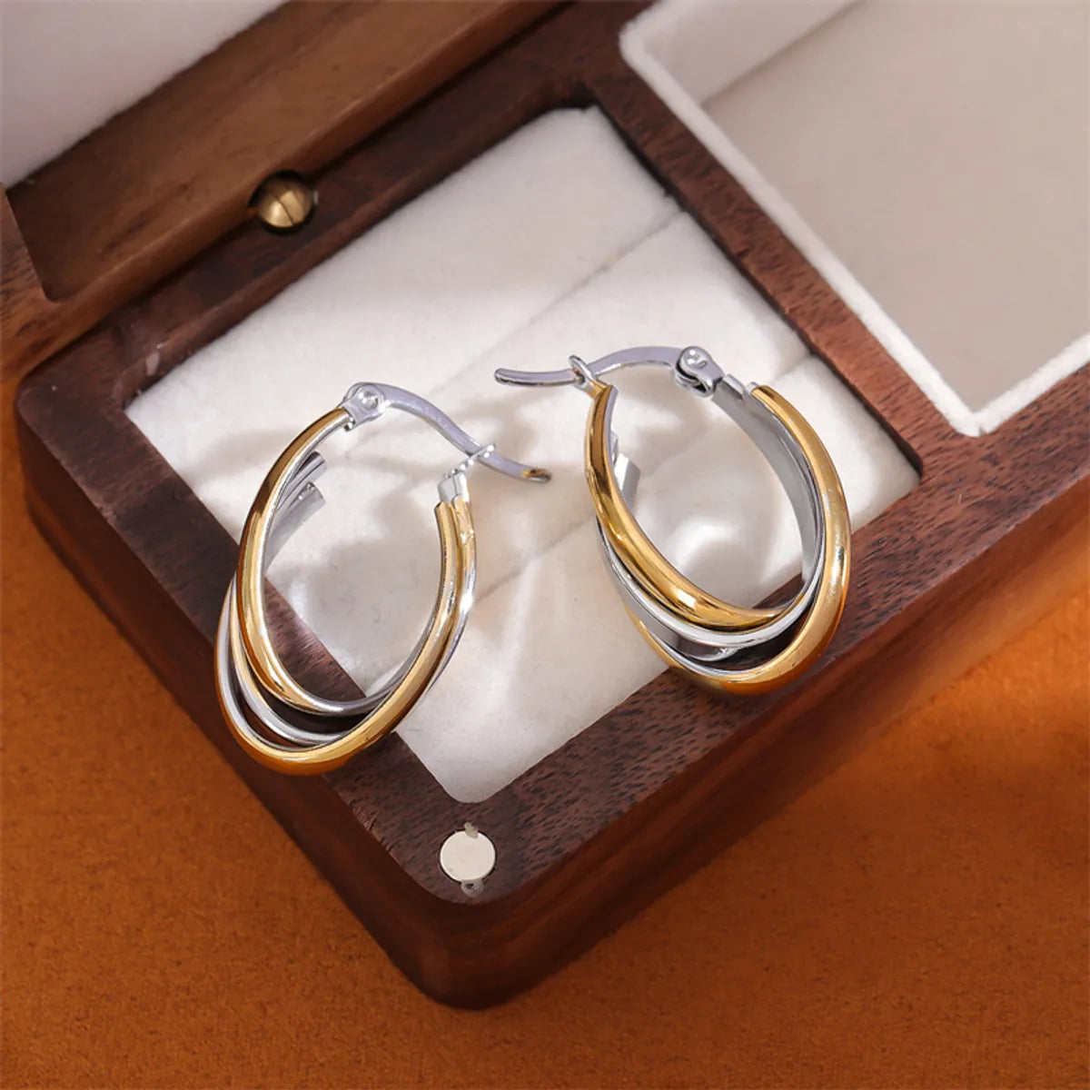 1 Pair Retro Simple Style Oval Plating Stainless Steel 18k Gold Plated Ear Studs