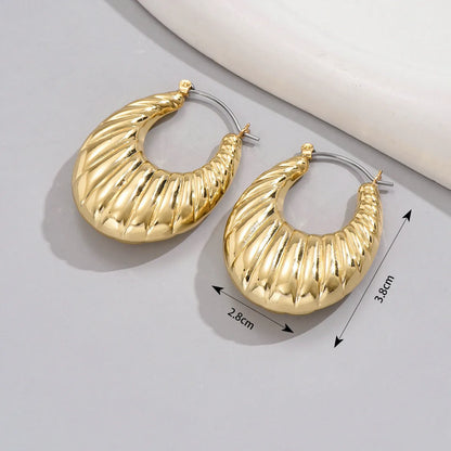 1 Pair Retro Simple Style Solid Color Ferroalloy Earrings