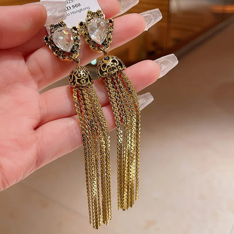 1 Pair Retro Simple Style Water Droplets Tassel Inlay Alloy Copper Rhinestones Drop Earrings