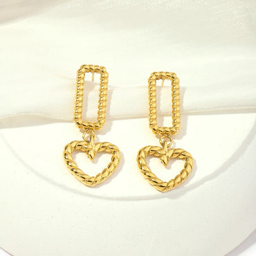 1 Pair Retro Streetwear Heart Shape Titanium Steel 18K Gold Plated Drop Earrings