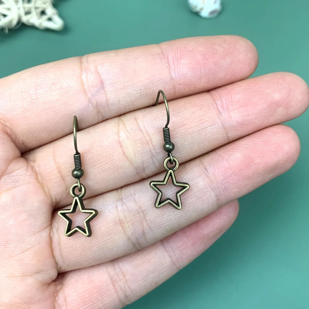 1 Pair Retro Sun Moon Metal Drop Earrings