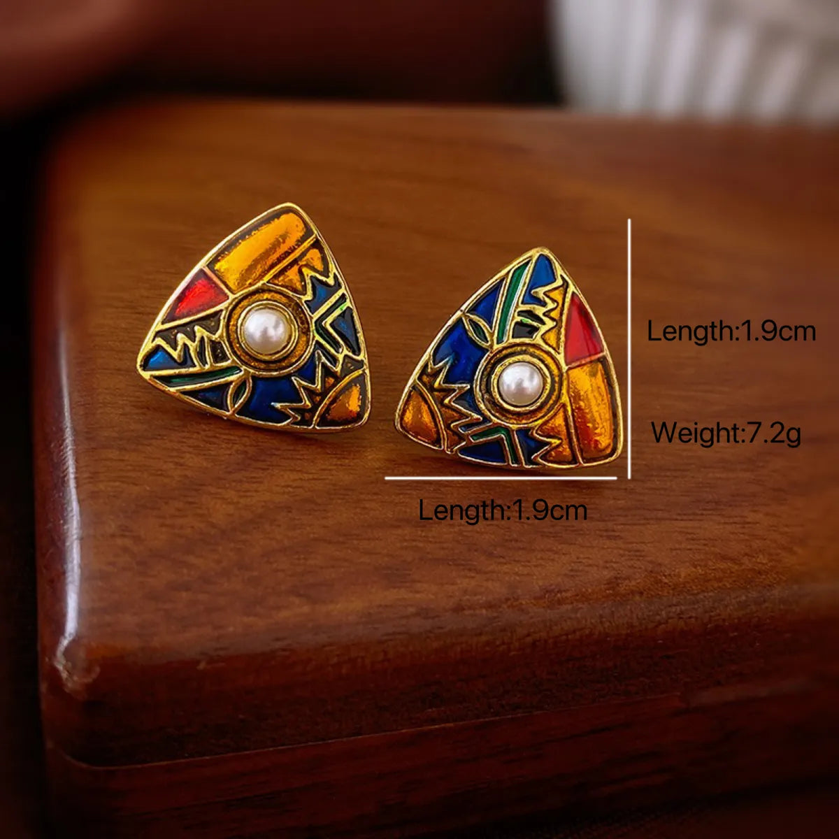 1 Pair Retro Triangle Inlay Alloy Artificial Pearls Ear Studs