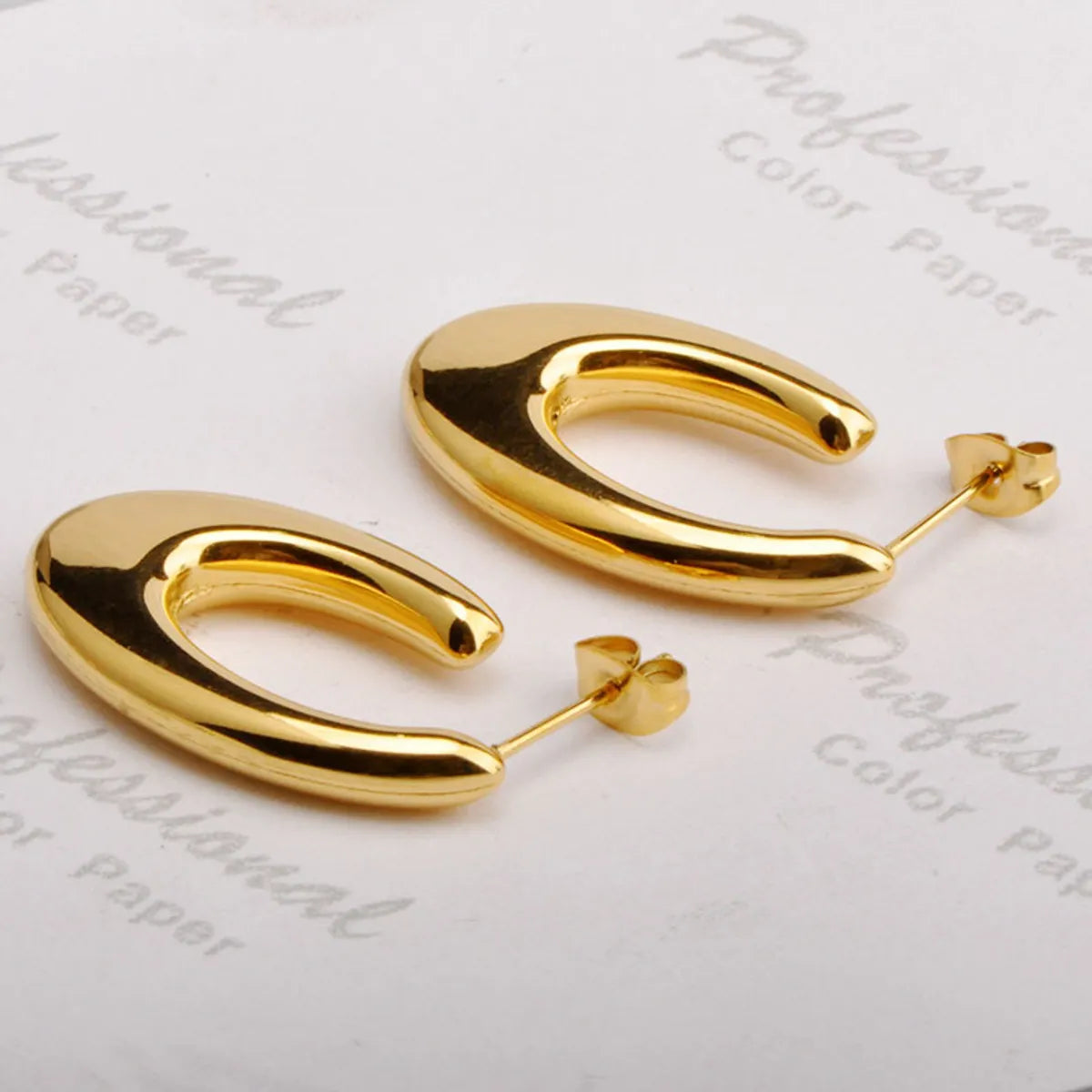 1 Pair Retro U Shape Titanium Steel Earrings