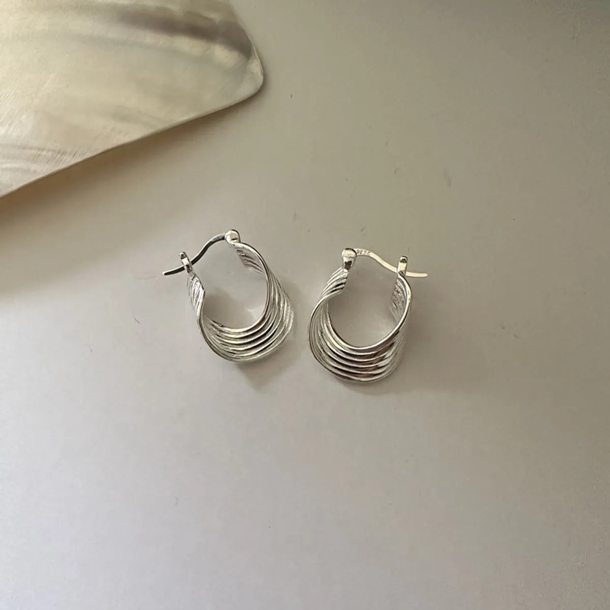 1 Pair Retro Waves Polishing Sterling Silver Hoop Earrings