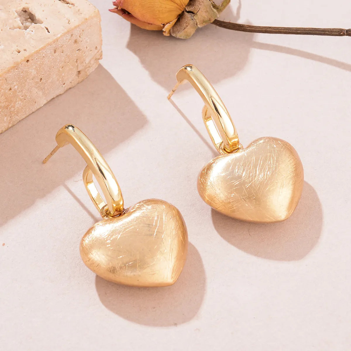 1 Pair Romantic Simple Style Heart Shape Alloy Drop Earrings