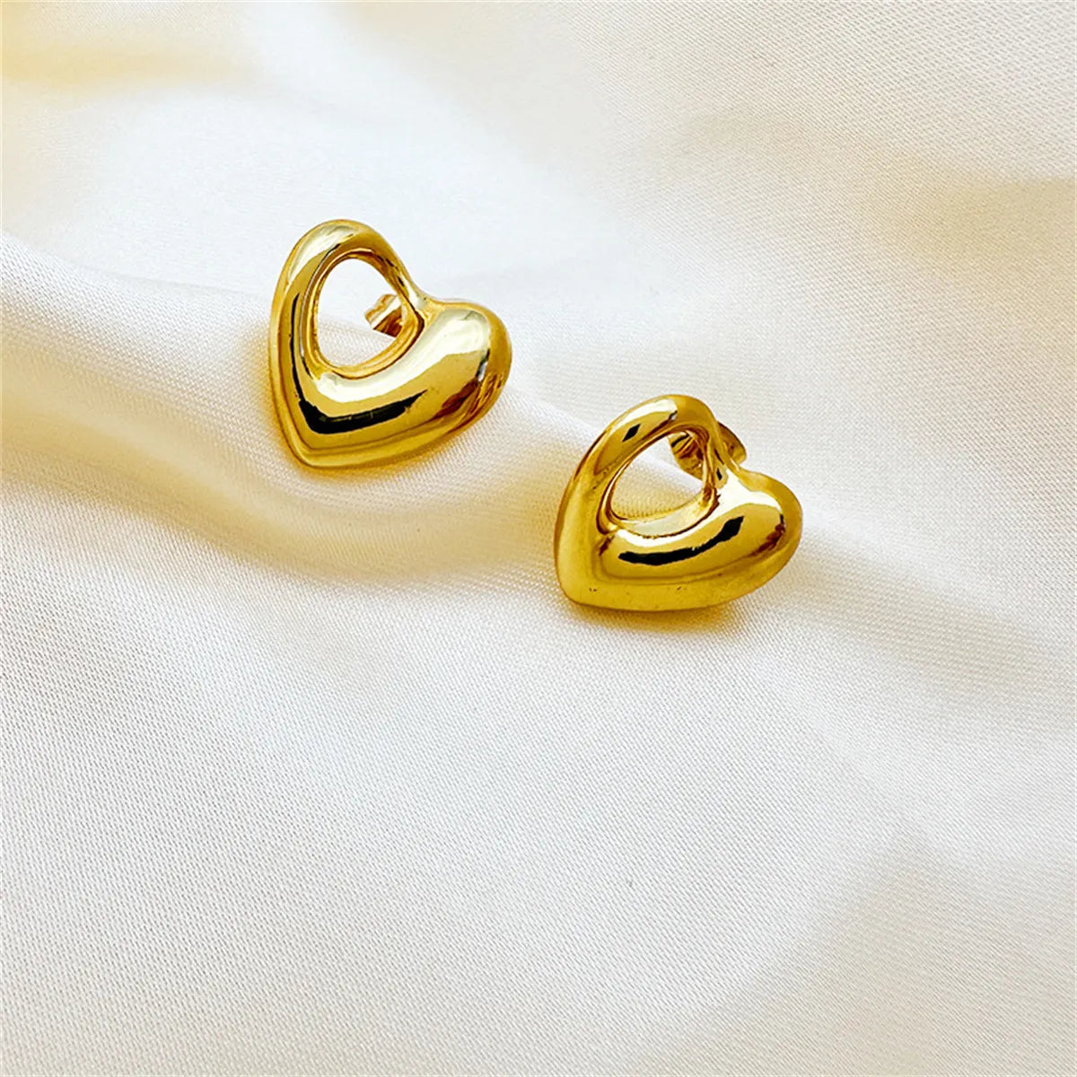 1 Pair Romantic Sweet Heart Shape 304 Stainless Steel Ear Studs