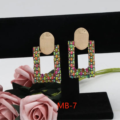 1 Pair Shiny Geometric Hollow Out Inlay Alloy Zircon Drop Earrings