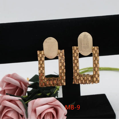 1 Pair Shiny Geometric Hollow Out Inlay Alloy Zircon Drop Earrings