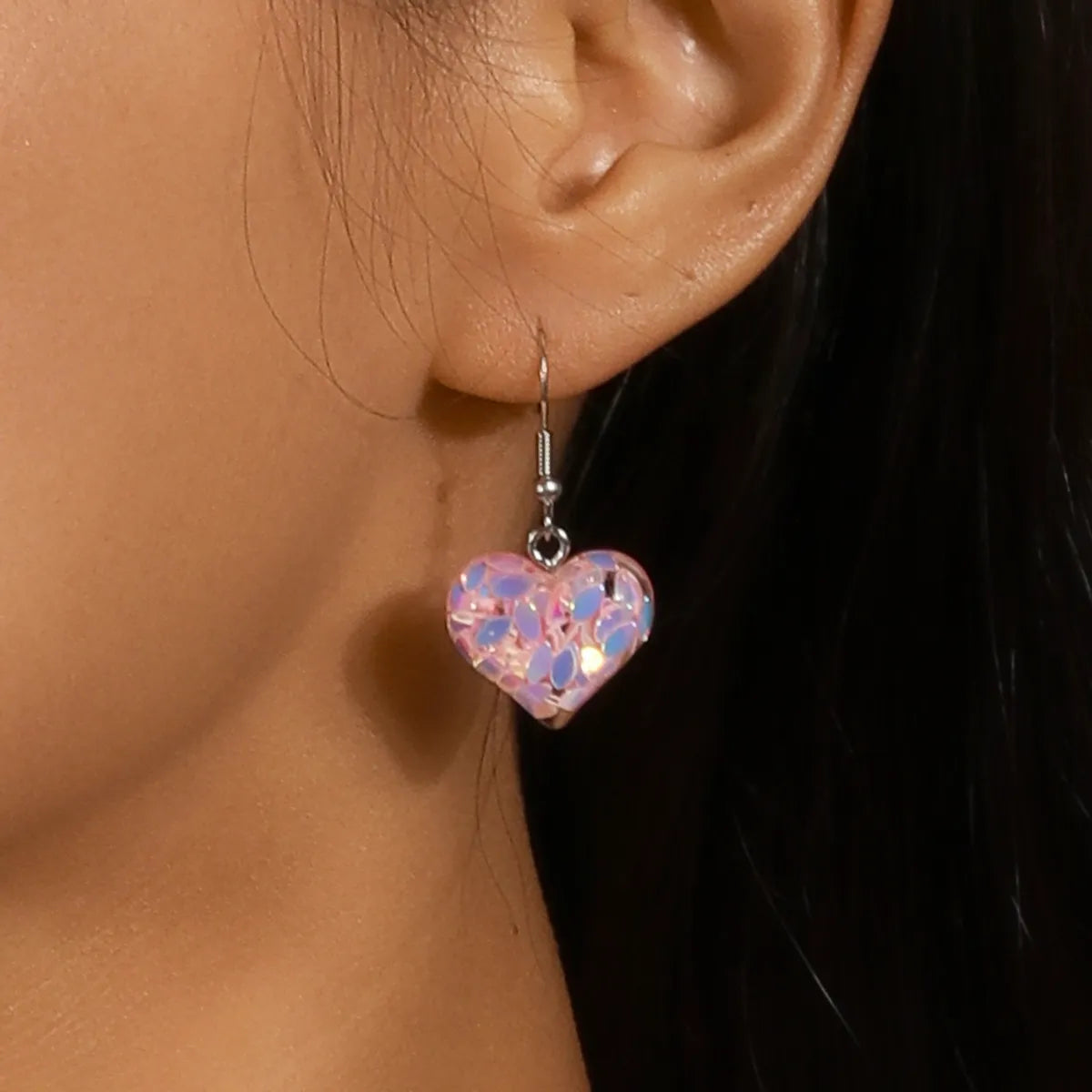 1 Pair Shiny Heart Shape Synthetic Resin Zinc Alloy Drop Earrings