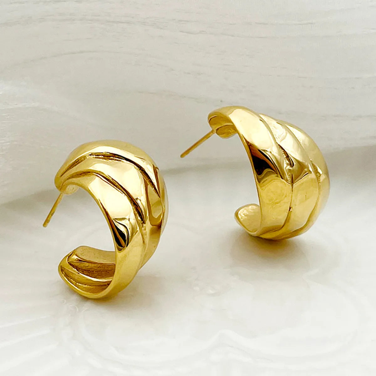 1 Pair Simple Style Artistic Commute Lines Layered Polishing Plating Stainless Steel Gold Plated Ear Studs