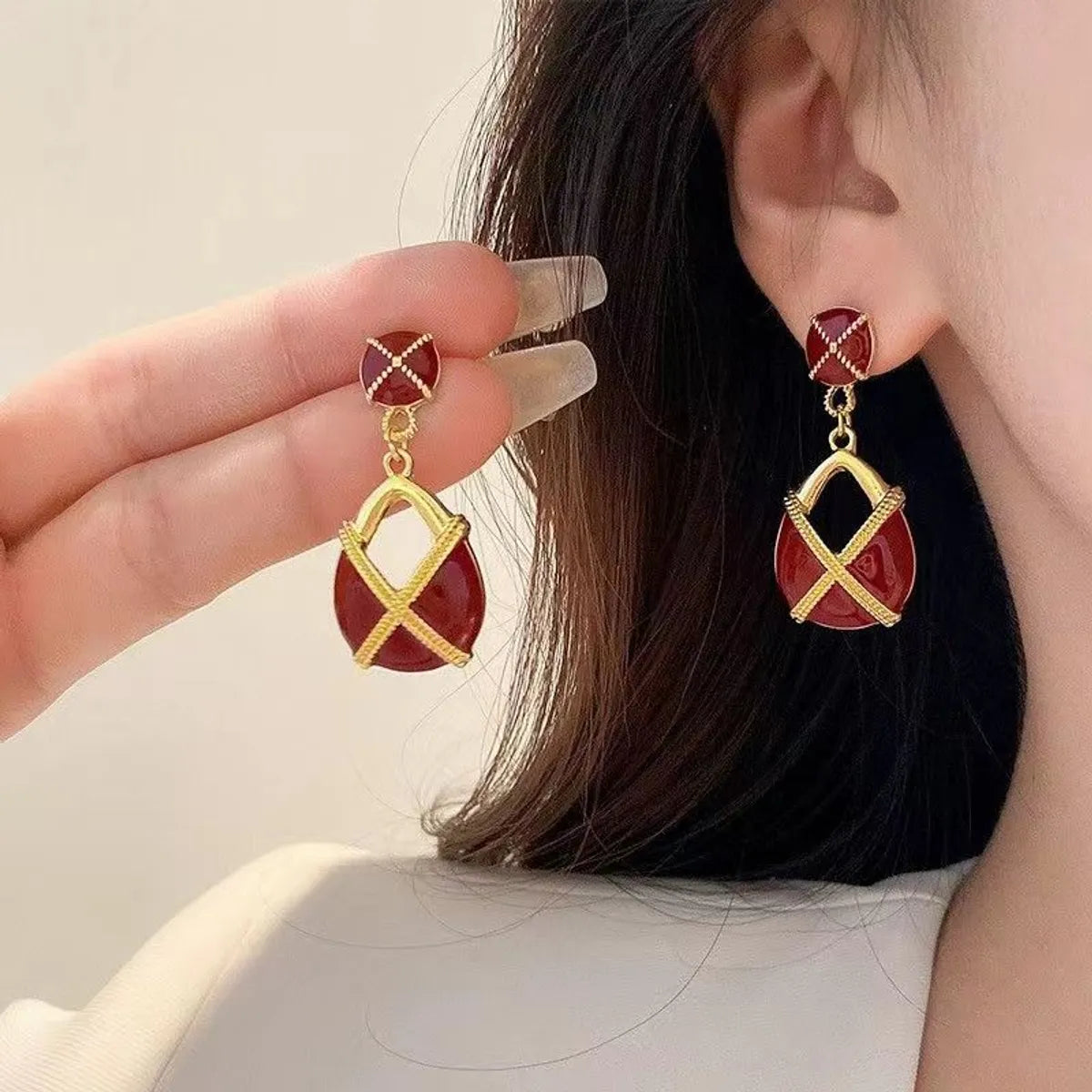 1 Pair Simple Style Artistic Square Epoxy Plating Alloy Gold Plated Drop Earrings