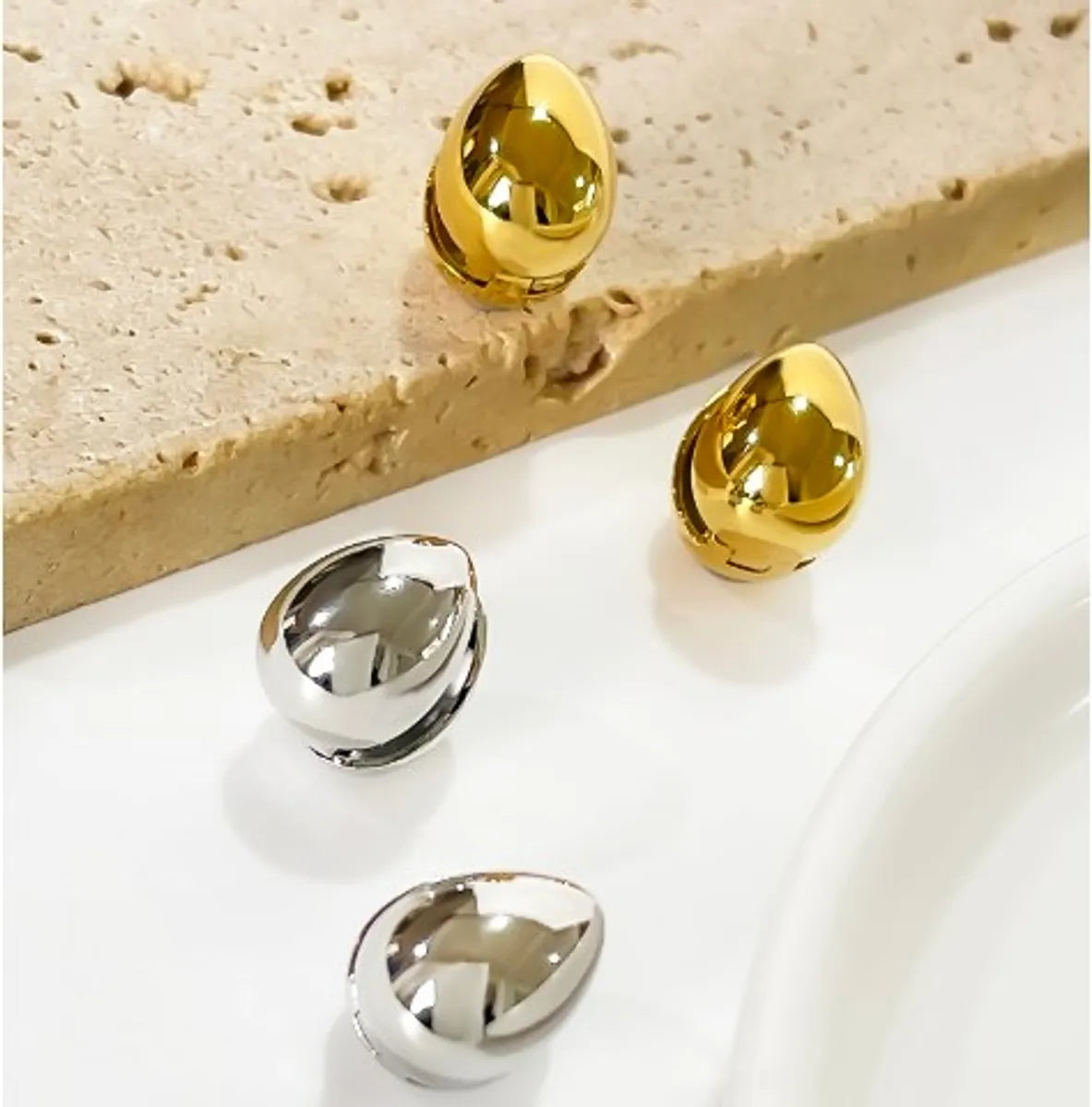 1 Pair Simple Style Artistic Water Droplets Solid Color Stainless Steel 18K Gold Plated Earrings