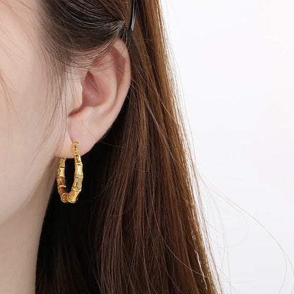 1 Pair Simple Style Bamboo Joint Solid Color 304 Stainless Steel 18K Gold Plated Hoop Earrings