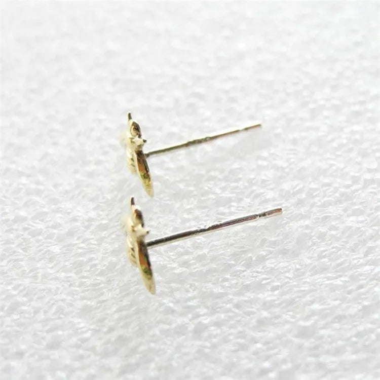 1 Pair Simple Style Bee Alloy Plating Women'S Ear Studs