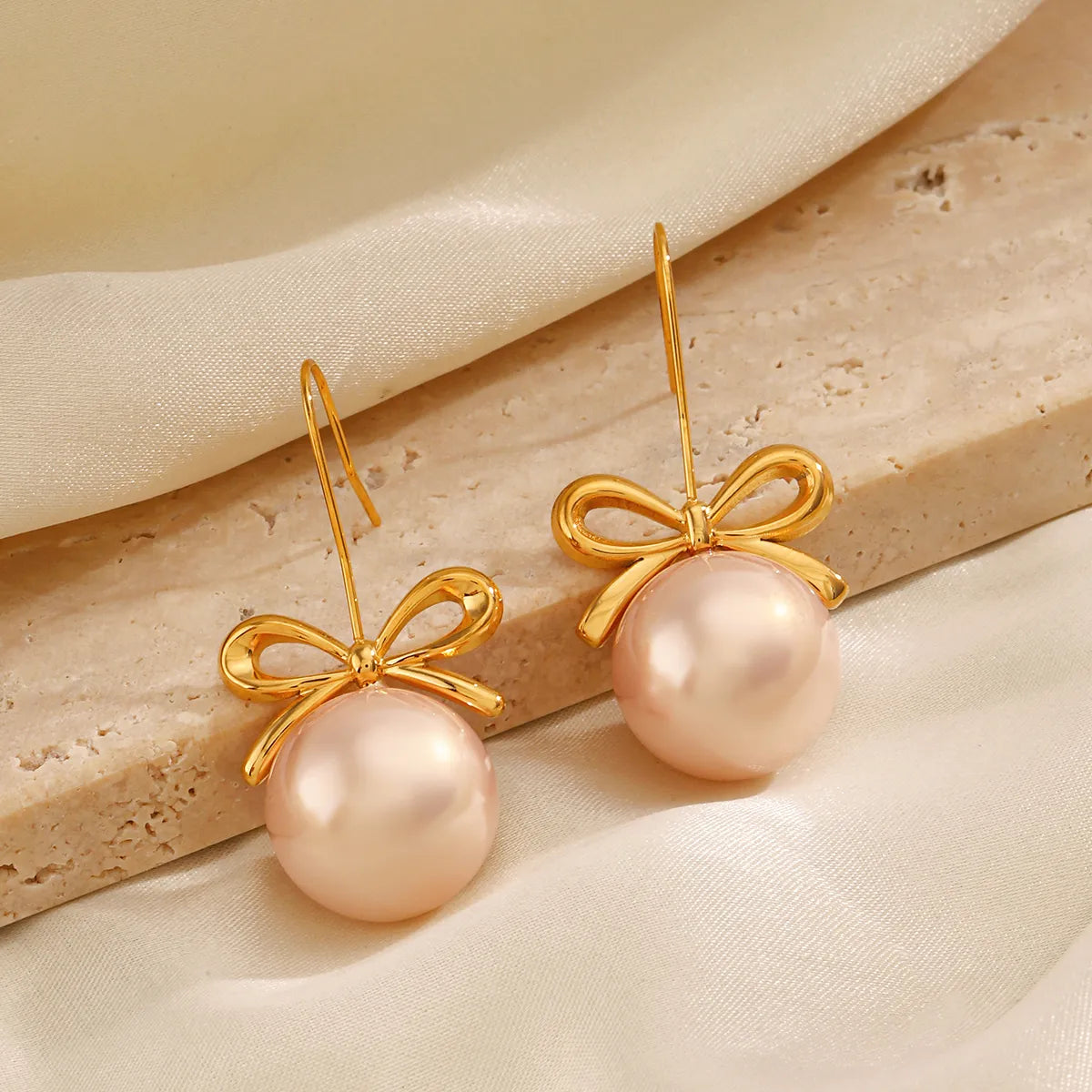 1 Pair Simple Style Bow Knot Plating Inlay 304 Stainless Steel Artificial Pearls 18K Gold Plated Drop Earrings