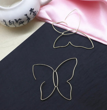 1 Pair Simple Style Butterfly Hollow Out Copper Ear Studs