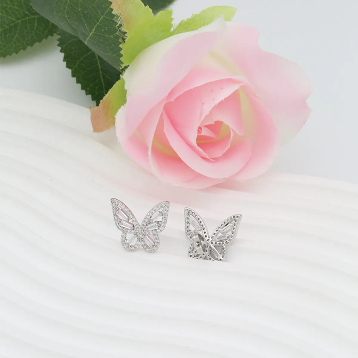 1 Pair Simple Style Butterfly Plating Inlay Copper Zircon 18K Gold Plated White Gold Plated Ear Studs