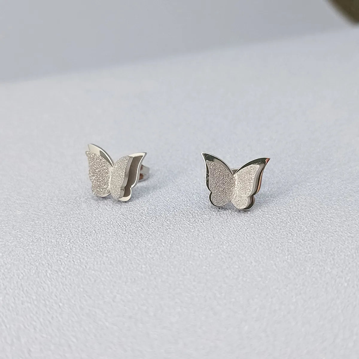 1 Pair Simple Style Butterfly Plating Titanium Steel 18k Gold Plated Ear Studs