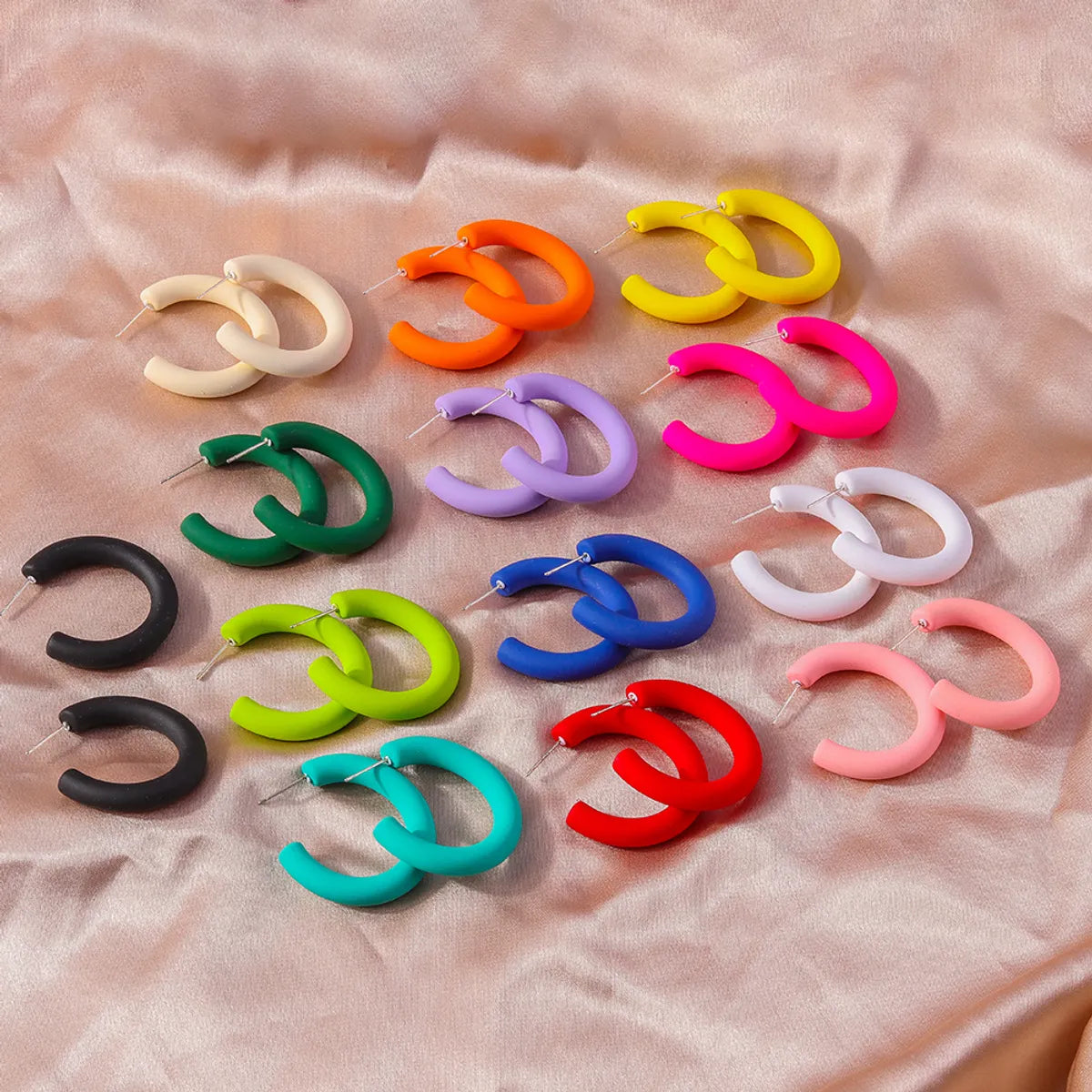 1 Pair Simple Style C Shape Plastic Ear Studs