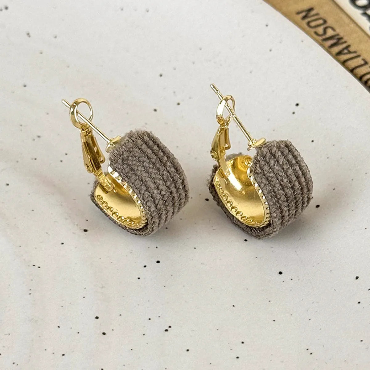 1 Pair Simple Style C Shape Plating Alloy Cloth Gold Plated Ear Studs