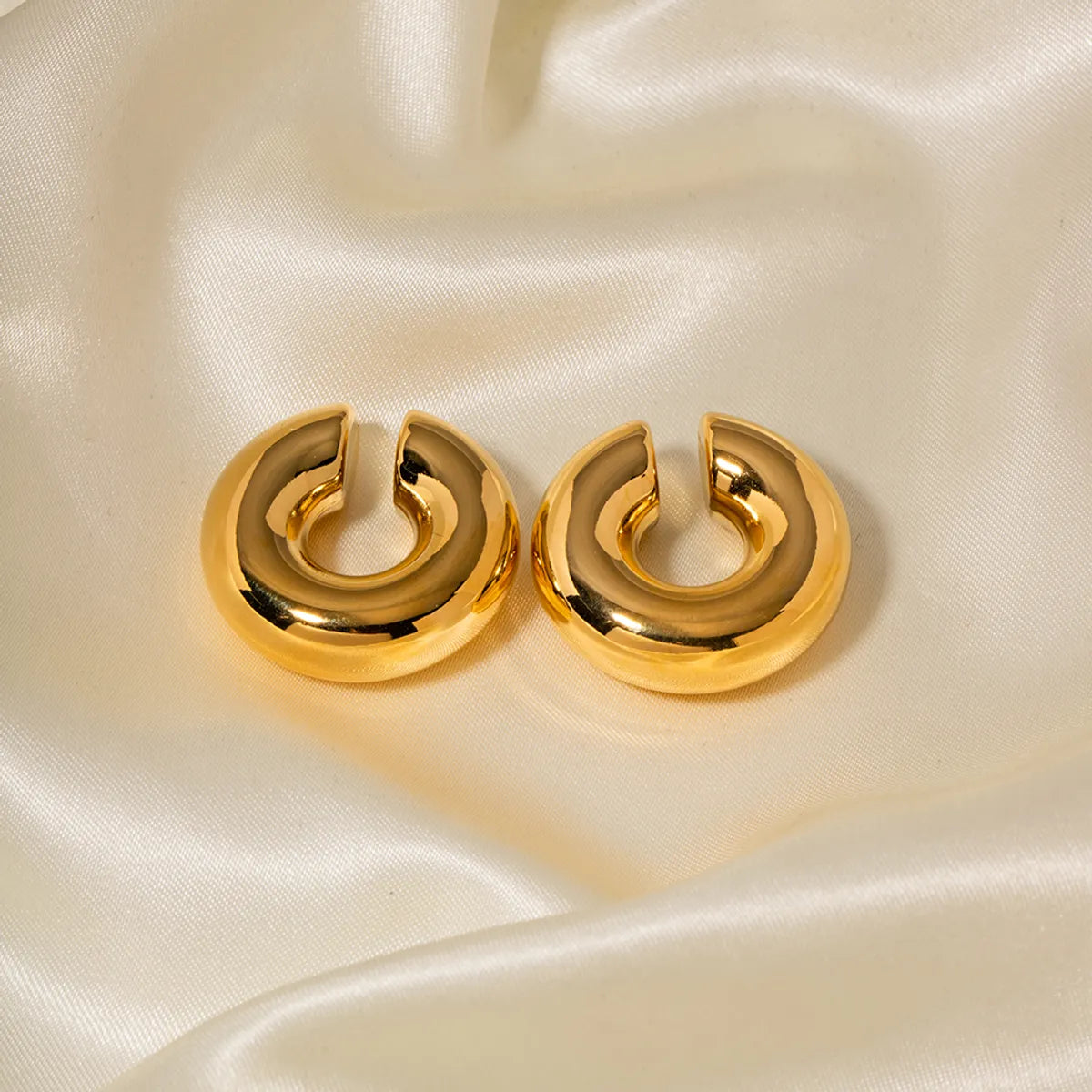 1 Pair Simple Style C Shape Plating Stainless Steel 18k Gold Plated Ear Clips