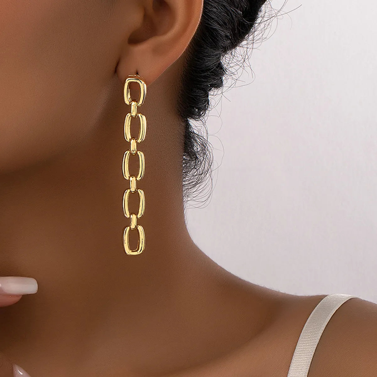 1 Pair Simple Style Chain Plating Alloy Gold Plated Drop Earrings