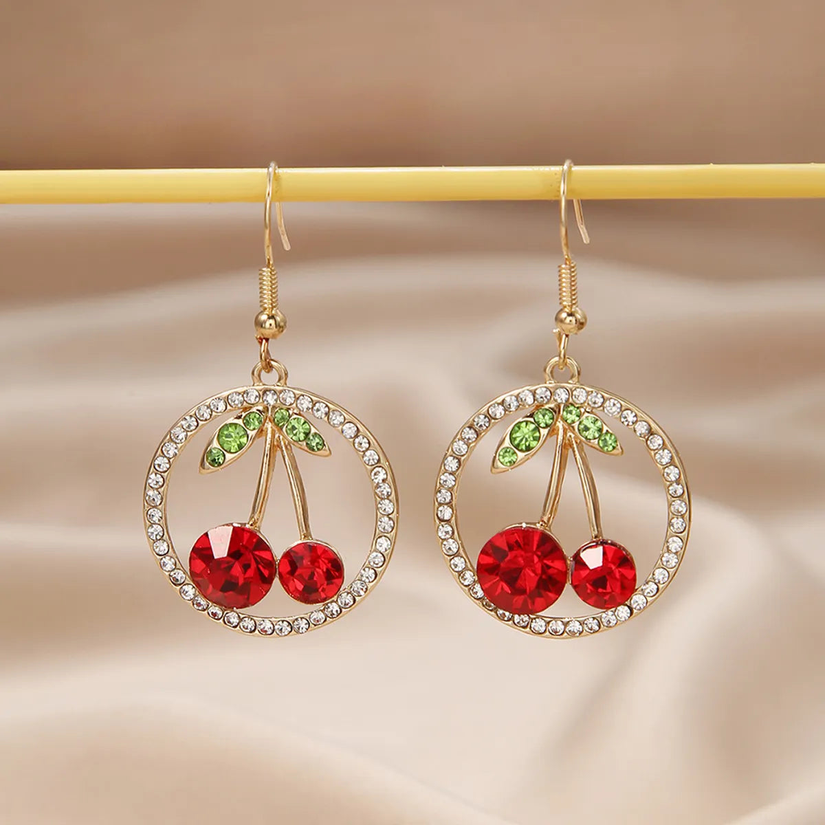 1 Pair Simple Style Cherry Alloy Ear Hook