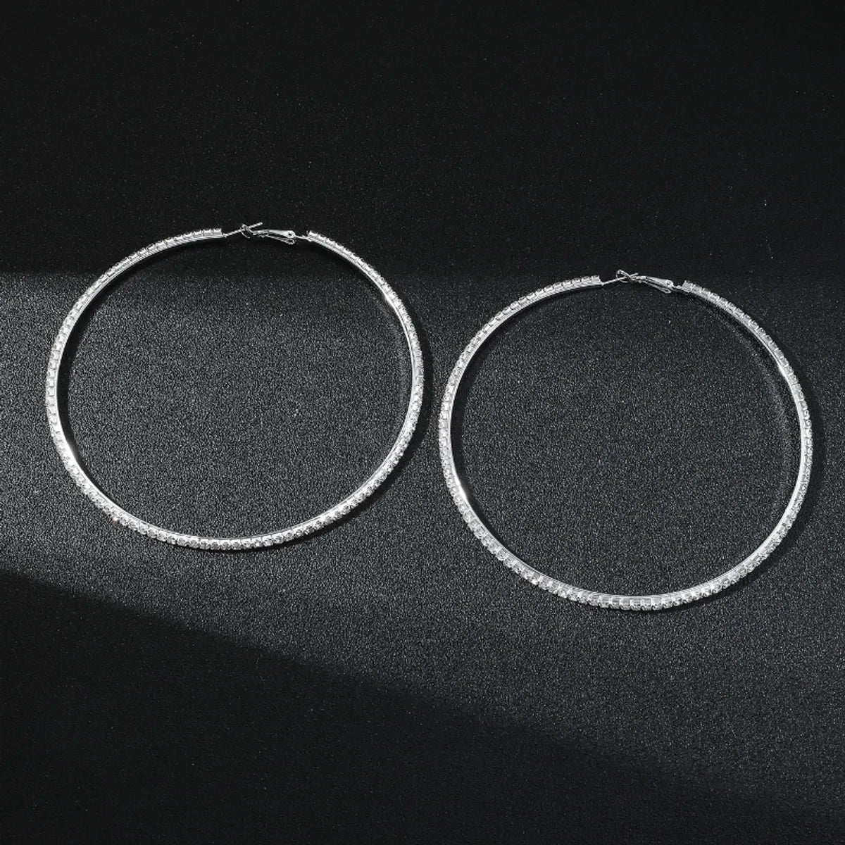 1 Pair Simple Style Circle Solid Color Plating Inlay Rhinestone Rhinestones Silver Plated Hoop Earrings