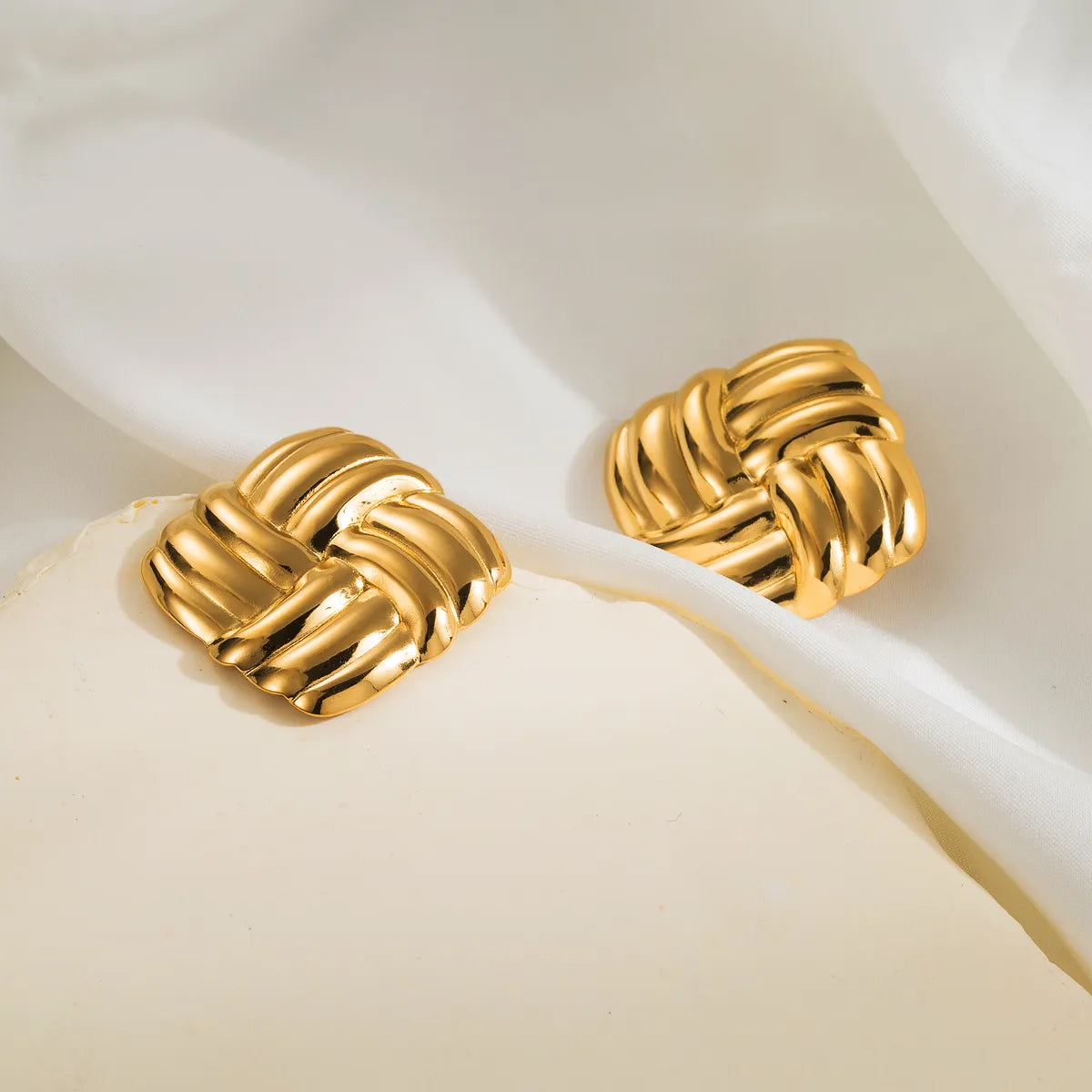 1 Pair Simple Style Classic Style Argyle Stainless Steel 14K Gold Plated Ear Studs