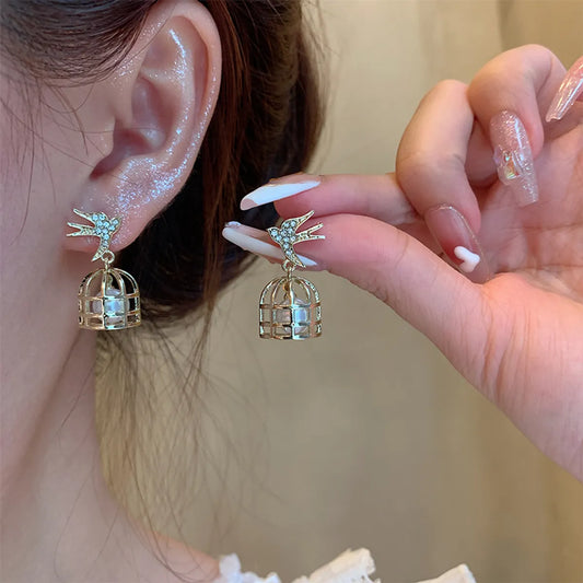 1 Pair Simple Style Classic Style Bird Inlay Alloy Zircon Drop Earrings