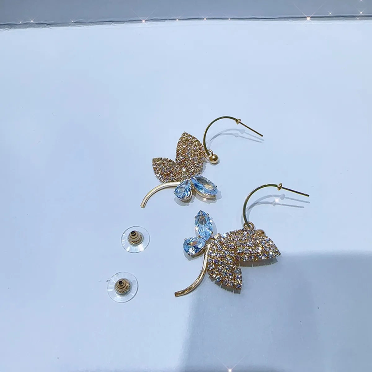 1 Pair Simple Style Classic Style Butterfly Plating Inlay Brass Rhinestones Zircon Gold Plated Drop Earrings