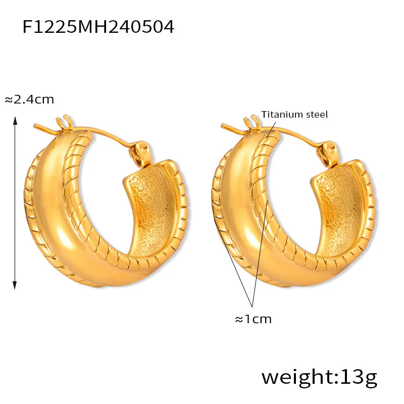 1 Pair Simple Style Classic Style C Shape Heart Shape Lines Plating Hollow Out 304 Stainless Steel 18K Gold Plated Ear Studs