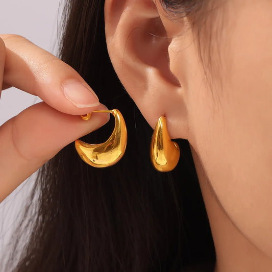 1 Pair Simple Style Classic Style C Shape Plating 304 Stainless Steel 18K Gold Plated Ear Studs